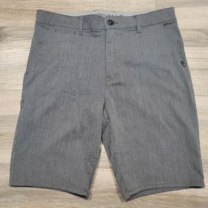 Quiksilver Gray Straight Fit Chino Shorts Men's 32